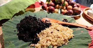 Mỗi dịp tết đoan ngọ (mùng 5/5 âm lịch), các lò làm bánh ú nước tro truyền thống ở tp hồ chí minh lại tất. S5eulcam Ntesm