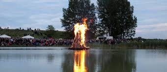 For nordens del er den eldste kilde olaus magnus. Sankthans Midtsommerfeiring 23 Og 24 Juni