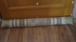 Boudin De Porte Shabby En Toile A Matelas Fleurie Textiles Et Tapis Par Rouge Lin Et Bois Boudin De Porte Coussin Bas De Porte Boudin De Porte Couture