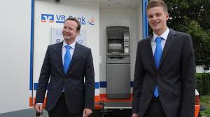 Vr bank öffnungszeiten in kaufering, de. Wirtschaft Zwei Premieren Landsberger Tagblatt