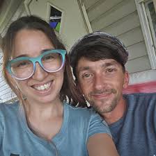 What are the best lakes around Hernando for a birthday party?