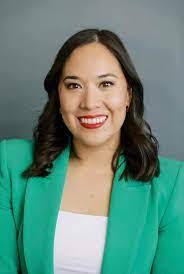 Sandra Ganem's Instagram, Twitter & Facebook