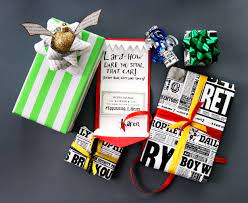 Diy Harry Potter Gift Wrapping Ideas Easy Cute Daily Prophet Howler And Snitch Harry Potter Gifts Diy Harry Potter Diy Harry Potter Gifts