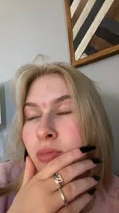 Emily Stickney's Instagram, Twitter & Facebook