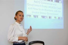 Unitatea de integrare a forțelor nato, la a cincea aniversare românia de 16 ani în alianța nato nato force integration unit drumul taberei 7h, sector 6 bucureşti, românia tel/fax: Interviu Victor Aileni Èi MÄdÄlina NeacÈu A Fost LansatÄ Prima LicitaÅ£ie Pentru Comandamentul Nato De La Sibiu Mediul De Afaceri Din Romania Poate Participa La LicitaÅ£iile Publice Organizate De Mapn In Baza