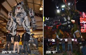 I didnt even know they built a life size BT : rtitanfall