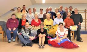 But of course this dance is not for eight persons only. Square Dance Lernen Square Dreamers