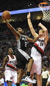 Kawhi leonard has quickly become a hero in toronto. Kawhi Leonard S Massive Dunk Subsequent Fall Energizes Terrifies Spurs Fans