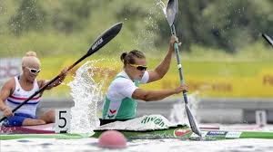 A kozák danuta, bodonyi dóra duó a harmadik, a csipes tamara, medveczky erika kettős pedig a lisa kerrington egész egyszerűen verhetetlennek bizonyult. Almatlan Ejszakak Kapitanynak Es Rajongonak Egyarant Eurosport