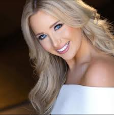 Please help us wish our 2026 Miss Oak Mountain, Emma Walters, a very Happy  Birthday! Hope it's been the very best day, Emma! We love you!