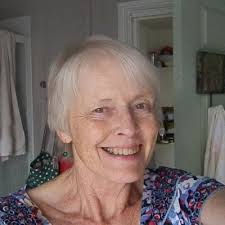 Eileen Sewell (@Eileencats)