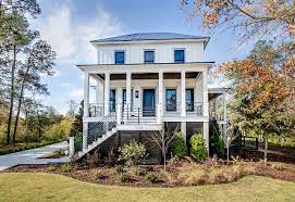 Is creamy a good paint colour for the exterior of a home? Interior And Home Exterior Paint Color Ideas Home Bunch Interior Design Ideas