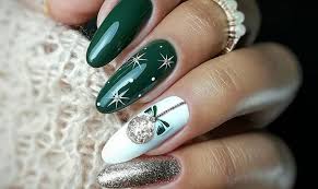 Vezi care sunt modelele de unghii pentru craciun care iti vor inveseli aparitia de petrecere. Newest For Unghii Cu Gel 2019 Modele Noi Craciun Affauto