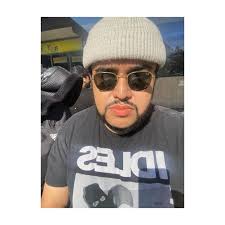 Ya salio el chino que venda poleras adidas oasis ? Datitos