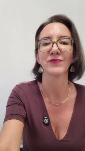 Reel by Ale Méndez (@quieroaprendertarot) · October 24, 2025