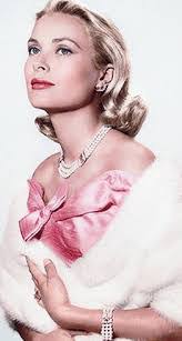 Tanja Wallace's Instagram, Twitter & Facebook