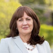 Alicia Bowman's Instagram, Twitter & Facebook