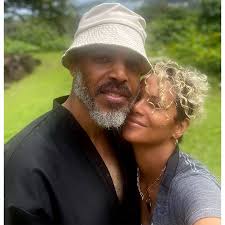 Halle Berry and Van Hunt's Relationship Timeline