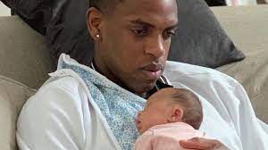 Khris middleton biography with personal life, married and affair info. A Clinch Missed A Surprise Ride On Marc Lasry S Jet And A Harrowing Drive Got Khris Middleton Home For His Daughter S Birth