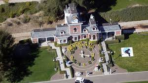 Der king of pop war für seinen verschwenderischen geschmack bekannt, und dies ist keine ausnahme. 18 Millionen Wer Hat Michael Jacksons Neverland Gekauft Promiflash De