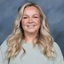 Teri Baer's Instagram, Twitter & Facebook