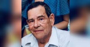 Leon Felder's Instagram, Twitter & Facebook