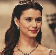 Sarah Rais (sarahrais123)