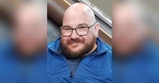 Brian Bolander's Instagram, Twitter & Facebook