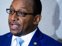 Alabama legislature meets to postpone session