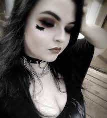 Soap Making Design: Achieving a Beautiful Swirl