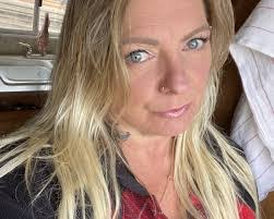 Tabatha Weiss's Instagram, Twitter & Facebook