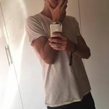 Pewnego dnia raoul duke (johnny depp), doktor nauk dziennikarskich, siedząc ze swym adwokatem (benicio del toro) w patio hotelu w los angeles otrzymuje propozycję relacjonowania rajdu mint 400. Stream Mateusz Mankowski Music Listen To Songs Albums Playlists For Free On Soundcloud