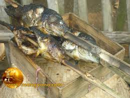 Yuk, bikin batagor ikan khas bandung buat camilan di rumah, mumpung akhir pekan nih! Resep Cobek Ikan Mas Khas Sunda