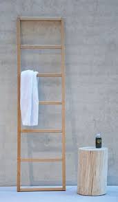 Leiter für handtücher bauen aus leder und holz / bathroom diy: 7 Leiter Ideen Handtuchleiter Leiter Handtuchhalter