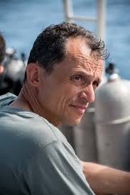 La polémica de Pedro Duque y su chalet en Jávea para pagar menos impuestos 