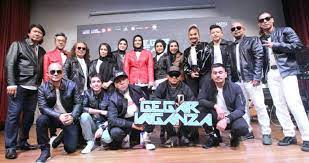 Program realiti popular itu juga akan disiarkan secara langsung di saluran astro ria (104), ria hd (123). Wann Sham Visa Antara Peserta Gegar Vaganza 6