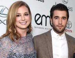 How much is matt czuchry worth? Emily Vancamp Biography Height Life Story Super Stars Bio