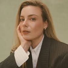 wanted to share Gillian's good friend Courtney Storer's stories for those  affected by the LA wildfires. they have food ready to go. if you know  anyone who is in need, please reach