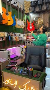 آقاااااا😂 چه خبره🤦🏻‍♂️, ‼️مهم:👇🏽, گیتار الکتریک اسنیجر پنج پیکاپ , ✅در  ۲ رنگ قرمز و آبی موجود شد, ✅لوازم همراه سافت کیس و کابل,  #موزیک_استور_انزلی, ‎📍آدرس:بندرانزلی،شهدای شمالی،مغازه دوم از سمت خیابان  ...