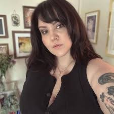 Nicole Stanford's Instagram, Twitter & Facebook