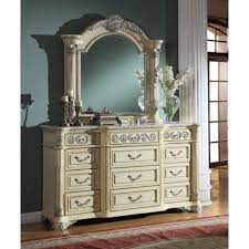 Dreaming about a comfortable refuge? Meridian Sienna 4 Piece Poster Bedroom Set In White