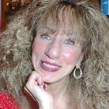 Sandra Wyllie's Instagram, Twitter & Facebook