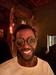 What are some good ways for a first-timer to experience Burning Man?