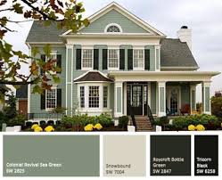 Attractive Exterior Paint Colors For Homes 5 Exterior Paint Combinations For Green Exterior House Colors Exterior Paint Colors For House House Paint Exterior