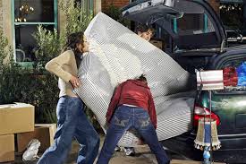 You can use our moving estimate weight calculator to get an idea of how much the most common household items weigh and cost to move, but you will still need to figure out just how many boxes you need, and what size. How Many Boxes Do I Need To Move Mypromovers