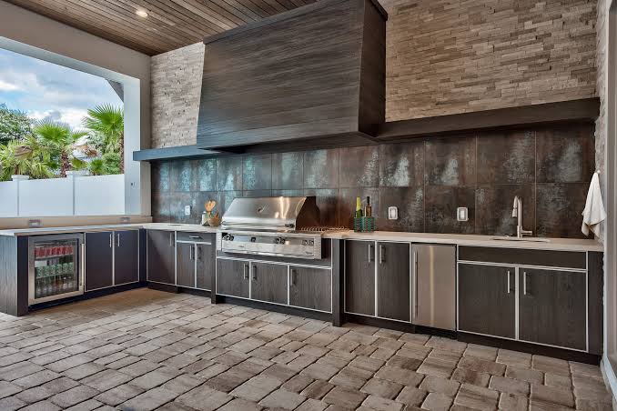 Outdoor Kitchen Design - Beck/Allen Cabinetry