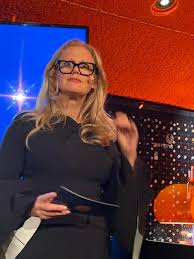 Barbara schöneberger (born 5 march 1974) is a german television presenter, actress, and singer. Barbara Schoneberger Deleted A Post In Facebook Undelete All World