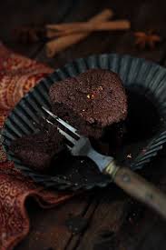 Fondant Aphrodisiaque Au Chocolat De Soeur Josepha Tire Du Livre Les Desserts Pas Tres Catholiques De Prosper Codaque Recettes De Cuisine Idee Recette Dessert