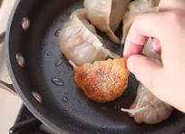 How to Cook Frozen Dumplings