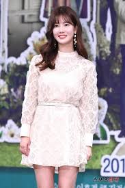 배우 양혜지가 프로게이머 데프트(김혁규)와 열애설에 휩싸였다. Nqxe5wjz0eob2m